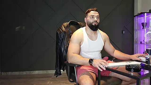 mattmasterss online show from April 8, 2026, 3:12 pm