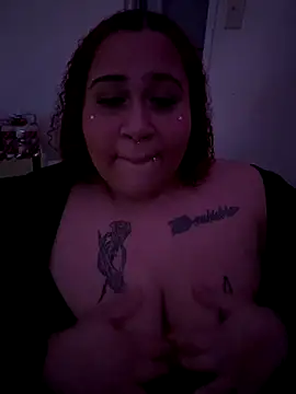 Juicyjordie online show from December 2, 2024, 5:59 am