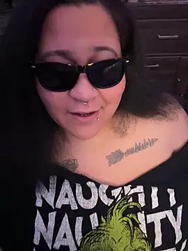 Juicyjordie online show from April 11, 2026, 7:24 am