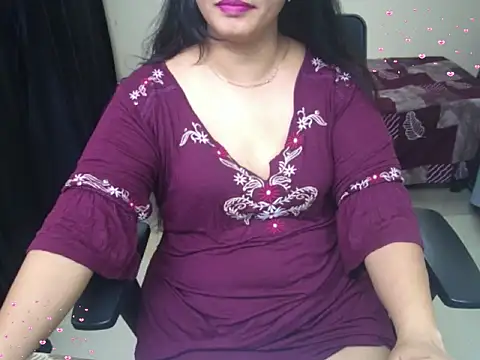Arushisingh8888 online show from March 5, 2026, 8:16 pm