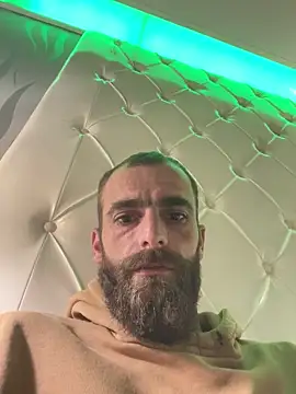 Antonio Vatooo online show from September 30, 2025, 7:19 pm