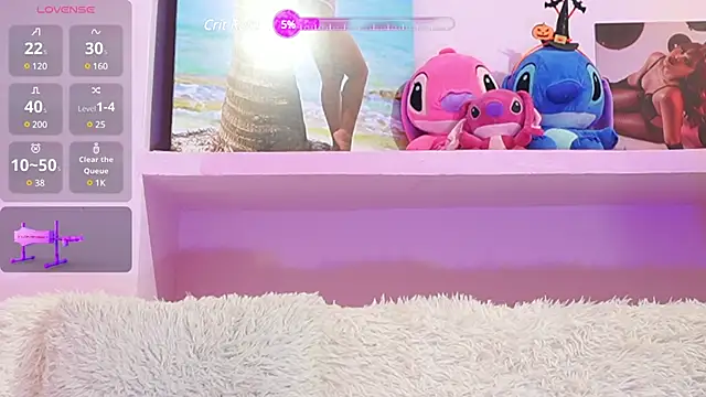 Snapshot of adri_crof chatting on December 9, 2024, 12:56 am adri crof online show from December 9, 2024, 12:56 am