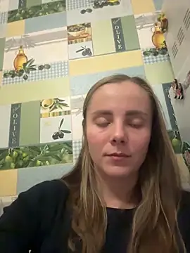 AlisaKissss online show from April 4, 2026, 6:49 pm