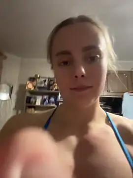 AlisaKissss online show from May 24, 2026, 7:52 pm