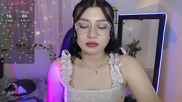 mily thomson b  online show from November 2, 2025, 6:43 pm