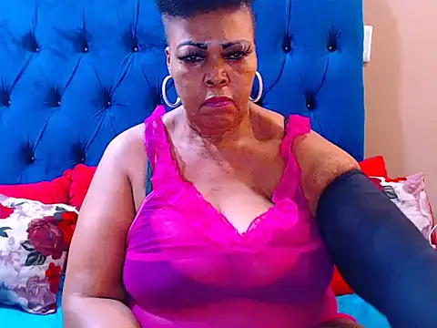 ebonycandy10 online show from February 23, 2026, 8:33 am