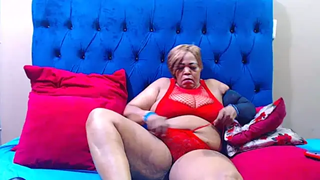 Snapshot of ebonycandy10 chatting on April 20, 2026, 11:28 pm ebonycandy10 online show from April 20, 2026, 11:28 pm
