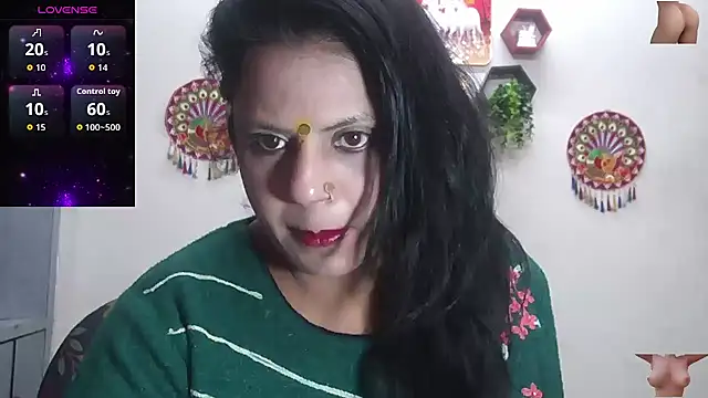 Sexy komolika online show from December 3, 2025, 2:04 pm