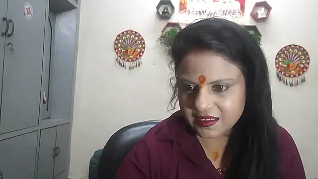 Sexy komolika online show from March 29, 2026, 2:17 pm