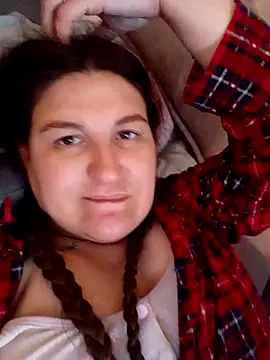 BlackVBarbie online show from April 15, 2026, 1:07 pm