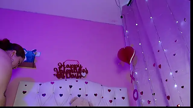 HECATE 23 online show from February 17, 2026, 3:19 pm