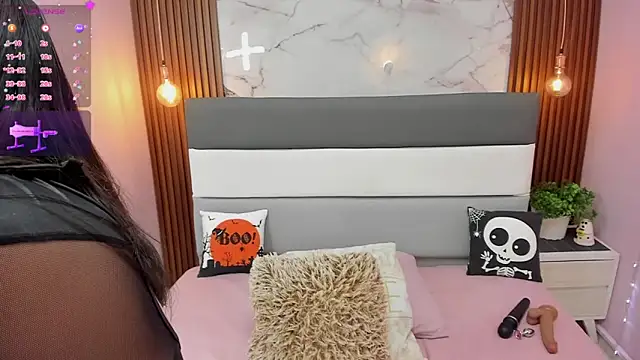 ETHANLOVE1 online show from October 28, 2025, 4:27 am