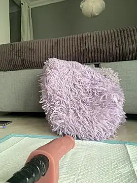 emiss  online show from January 29, 2025, 6:39 pm