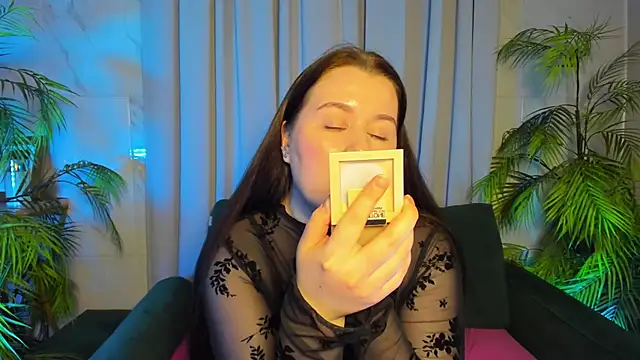 ShedarBrooks online show from October 3, 2025, 5:26 am