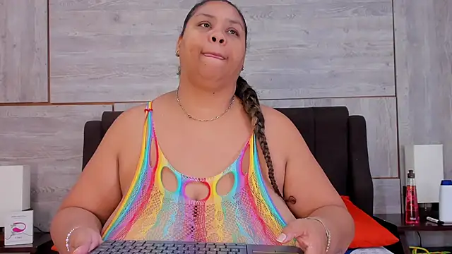 Lynn Jones online show from January 16, 2025, 4:07 am