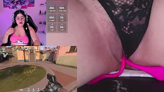 DanielaHang online show from December 4, 2025, 2:04 pm