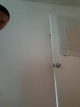 Snapshot of andresbigcock9 chatting on October 26, 2025, 9:42 pm andresbigcock9 online show from October 26, 2025, 9:42 pm