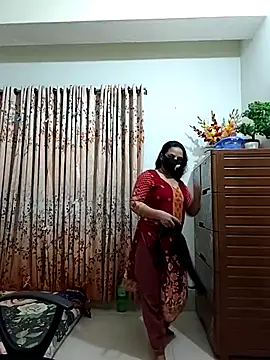 Payel-Sen online show from November 1, 2025, 4:31 pm