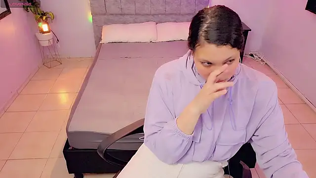 Lana stone  online show from December 2, 2025, 3:23 am