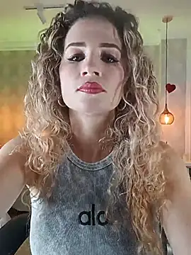 Shantall   online show from February 20, 2026, 11:00 am