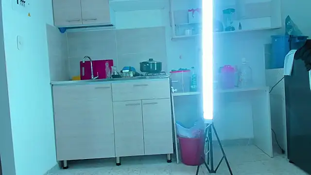 angi sousa2 online show from February 22, 2025, 1:55 am