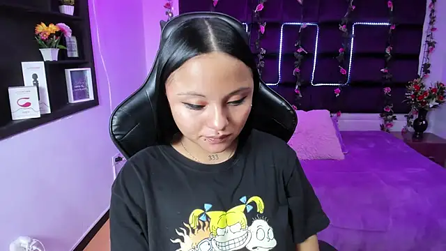 sweelanna   online show from January 22, 2025, 9:46 am