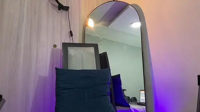 dominic brandd23 online show from February 26, 2026, 12:53 am