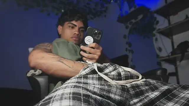 Young laroi online show from April 24, 2026, 5:43 am