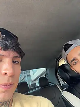  Tomy08calderon online show from November 19, 2025, 6:19 pm