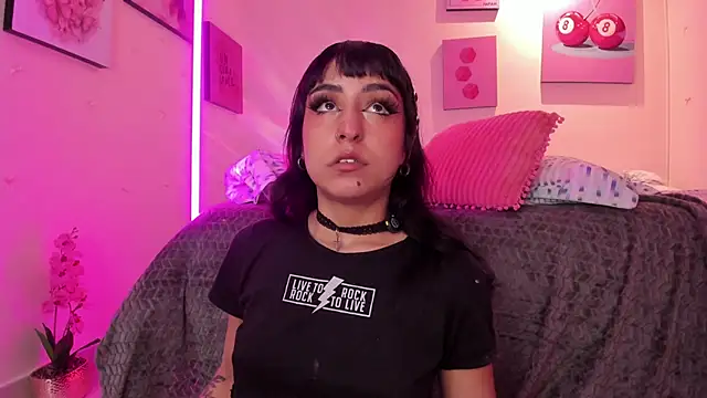 MaveParks  online show from February 18, 2026, 12:01 pm