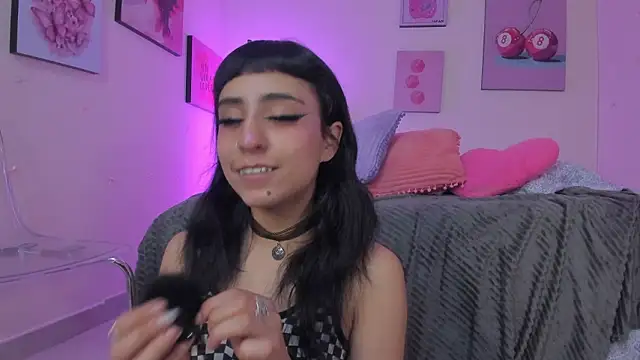 MaveParks  online show from March 12, 2026, 12:00 pm