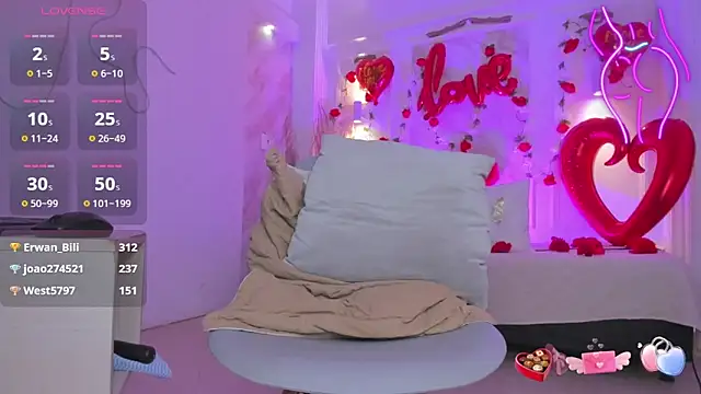 NastassjaCandy online show from February 16, 2025, 12:30 am