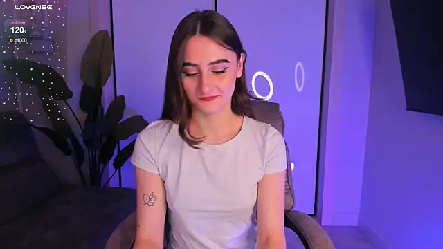 Snapshot of helen_ramsay chatting on December 8, 2024, 8:36 pm helen ramsay online show from December 8, 2024, 8:36 pm