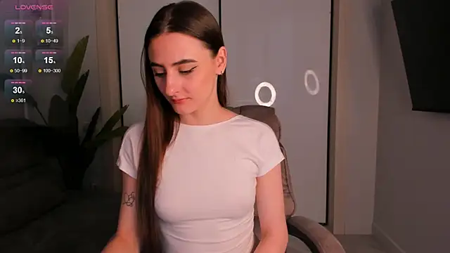 Snapshot of helen_ramsay chatting on March 12, 2025, 3:18 pm helen ramsay online show from March 12, 2025, 3:18 pm