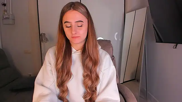 helen ramsay online show from November 21, 2025, 3:44 pm