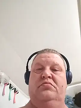 Snapshot of jrsexy83 chatting on March 13, 2025, 5:00 am jrsexy83 online show from March 13, 2025, 5:00 am