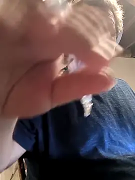 jrsexy83 online show from April 20, 2026, 7:22 am