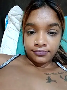 Indianqueen03 online show from February 27, 2025, 5:04 pm