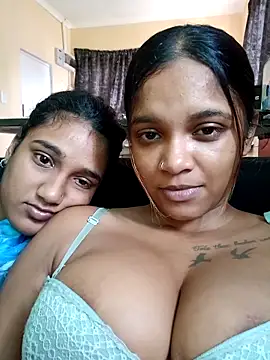 Indianqueen03 online show from October 24, 2025, 8:55 am