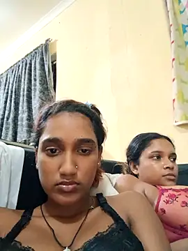 Indianqueen03 online show from February 25, 2026, 7:12 pm