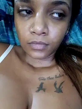 Indianqueen03 online show from March 8, 2026, 4:11 pm