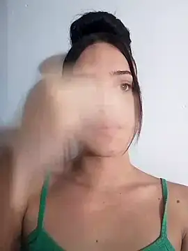 ChanellCastilla online show from April 20, 2026, 6:05 am