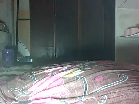 Snapshot of sweet_iddah chatting on February 7, 2025, 5:18 pm sweet iddah online show from February 7, 2025, 5:18 pm