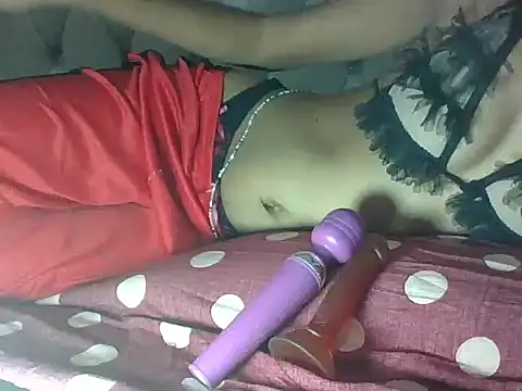 Snapshot of sweet_iddah chatting on November 27, 2025, 5:37 pm sweet iddah online show from November 27, 2025, 5:37 pm