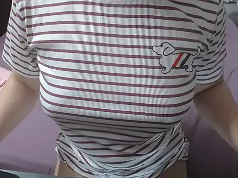 Mochi Soft online show from April 10, 2026, 3:50 pm