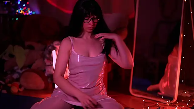 SweetyKitty18 online show from April 20, 2026, 5:37 pm