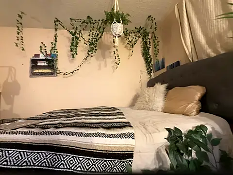 magicalc00ch online show from November 18, 2025, 1:33 am