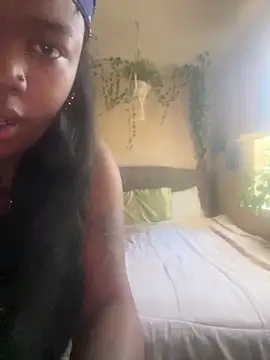 Snapshot of magicalc00ch chatting on February 23, 2026, 6:05 pm magicalc00ch online show from February 23, 2026, 6:05 pm