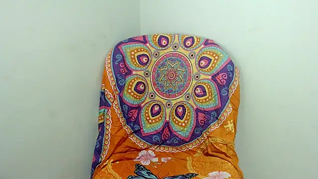 isaaclatino online show from April 22, 2026, 7:33 am