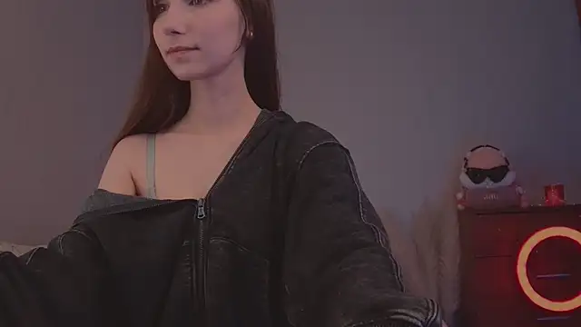 Snapshot of lezyliza chatting on April 19, 2026, 4:56 am lezyliza online show from April 19, 2026, 4:56 am
